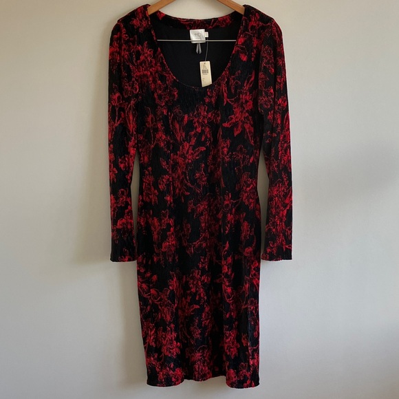 Anthropologie Black and Red Patterned Midi Dress - Picture 3 of 10